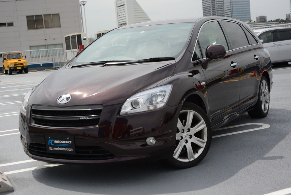 Gorgeous Mark X Zio 6seater wagon! TRD!